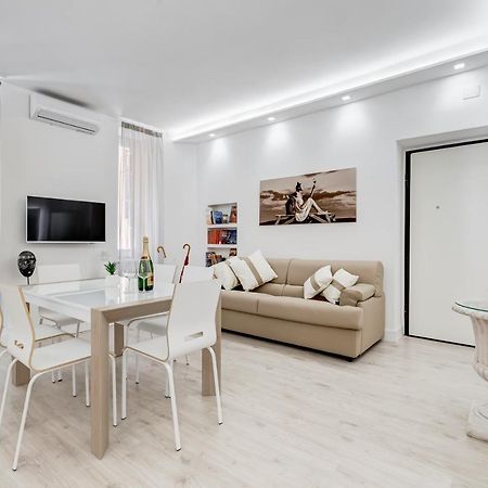 רומא Bmga L The White Crown Apartment In Testaccio מראה חיצוני תמונה