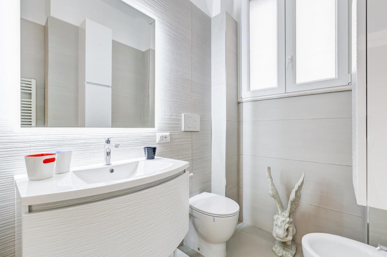 רומא Bmga L The White Crown Apartment In Testaccio מראה חיצוני תמונה