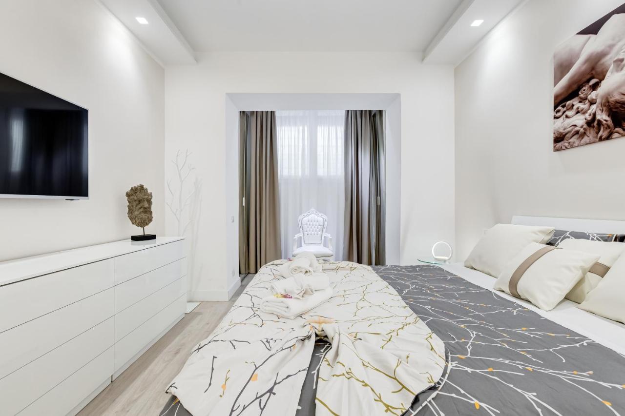 רומא Bmga L The White Crown Apartment In Testaccio מראה חיצוני תמונה