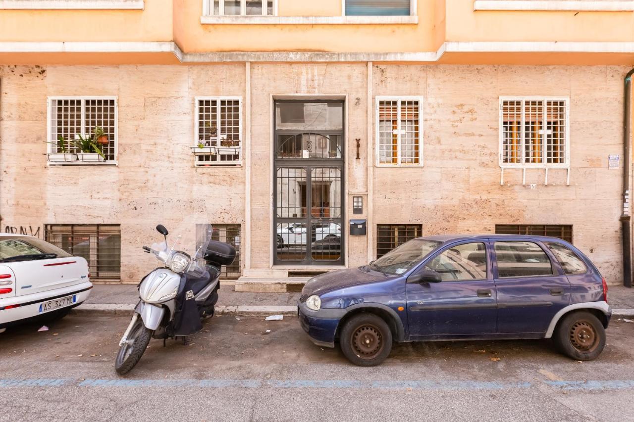 רומא Bmga L The White Crown Apartment In Testaccio מראה חיצוני תמונה