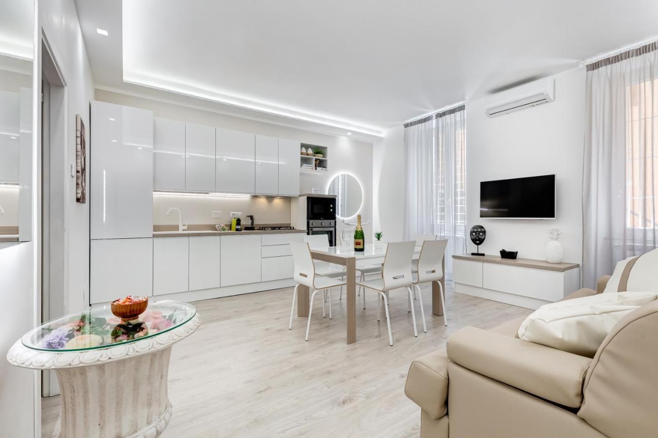רומא Bmga L The White Crown Apartment In Testaccio מראה חיצוני תמונה