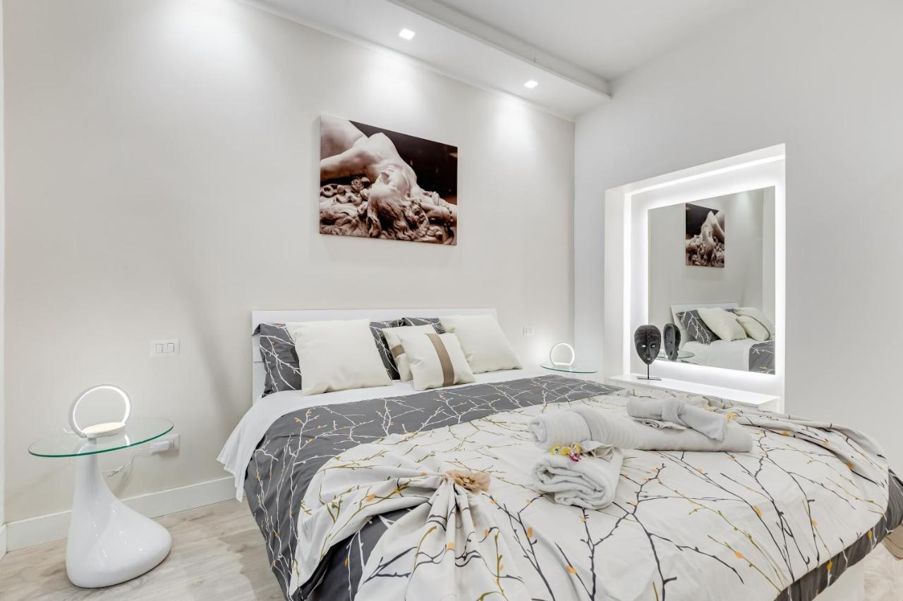 רומא Bmga L The White Crown Apartment In Testaccio מראה חיצוני תמונה