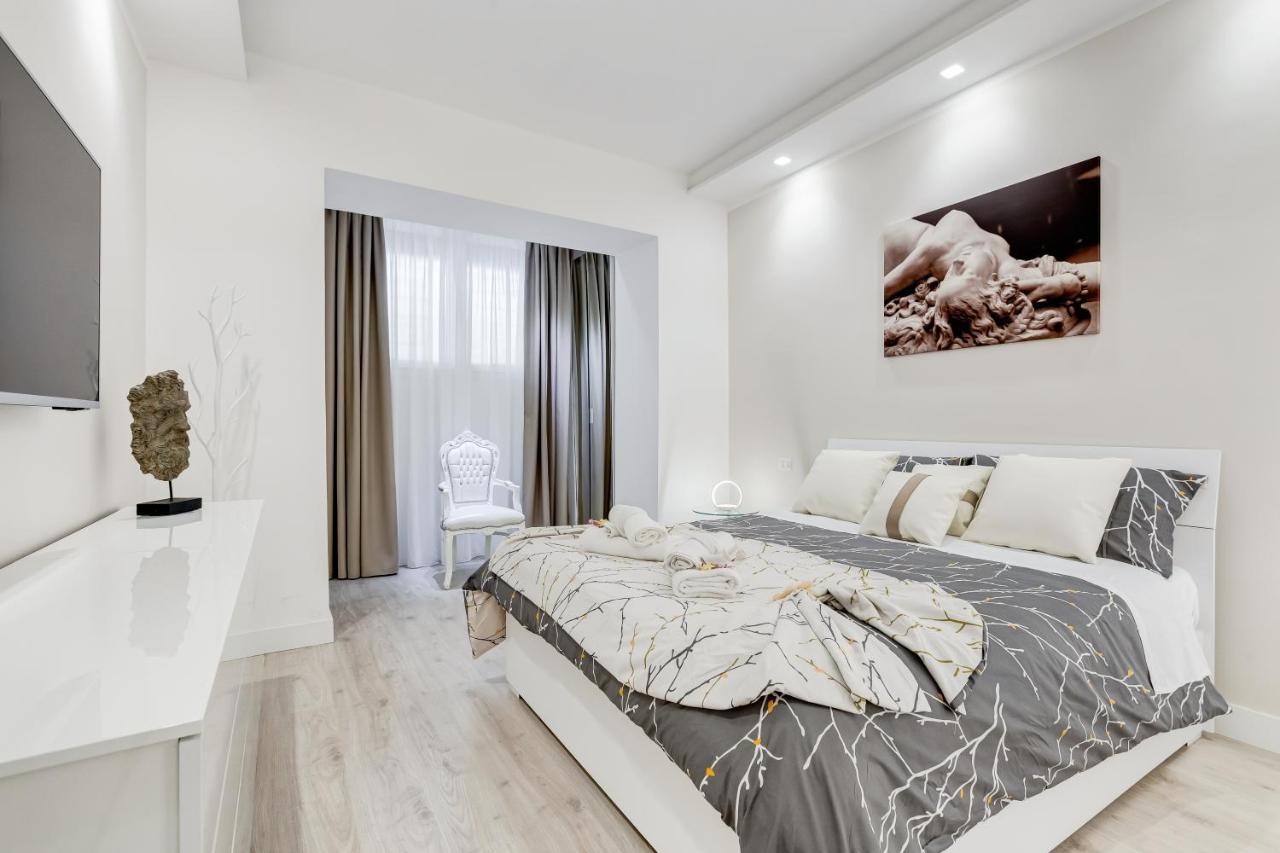 רומא Bmga L The White Crown Apartment In Testaccio מראה חיצוני תמונה